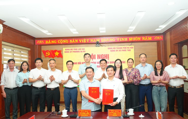 Tăng cường gắn kết, mở rộng hợp tác phát triển giữa xã Phúc Thọ thành phố Hà Nội và phường Sa Pa tỉnh Lào Cai- Ảnh 5.