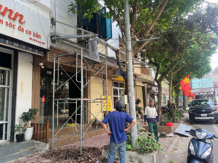 NGÀY 18/5: PHƯỜNG SƠN TÂY TIẾP TỤC RA QUÂN QUYẾT LIỆT LẬP LẠI TRẬT TỰ ĐÔ THỊ- Ảnh 3.