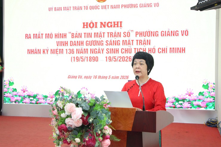 Ra mắt ấn phẩm “Bản tin điện tử Mặt trận phường Giảng Võ” và vinh danh “Gương sáng Mặt trận”- Ảnh 1.