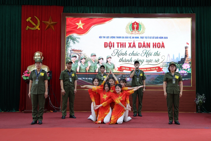 Tỏa sáng hình ảnh lực lượng bảo vệ ANTT cơ sở tại Hội thi Cụm số 11 – Thành phố Hà Nội- Ảnh 9.