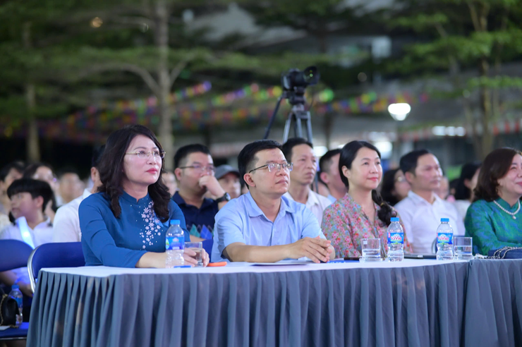 "TUỔI 15 CẤT CÁNH" – GỬI THANH XUÂN Ở LẠI, MANG ƯỚC MƠ BAY XA- Ảnh 1.