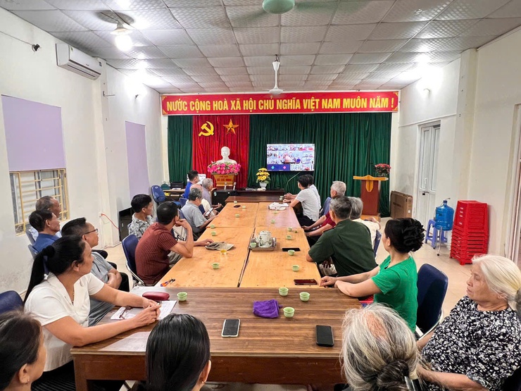 PHƯỜNG LĨNH NAM TRIỂN KHAI MÔ HÌNH "NHÀ HỘI HỌP SỐ" TẠI 10 NHÀ HỘI HỌP TỔ DÂN PHỐ- Ảnh 10.