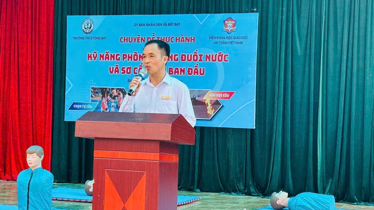 xã Bất Bạt: Tăng cường trang bị kỹ năng sinh tồn cho học sinh qua chuỗi hoạt động phòng cháy chữa cháy và phòng chống đuối nước- Ảnh 3.