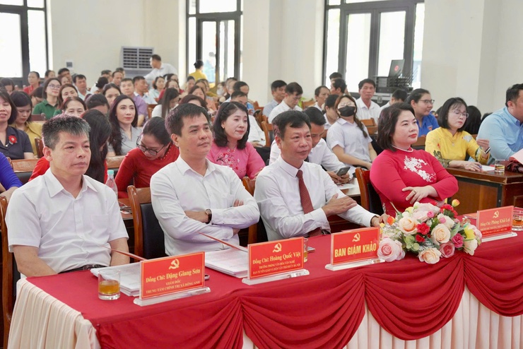 Chung khảo Hội thi Báo cáo viên, Tuyên truyền viên giỏi xã Thiên Lộc năm 2026- Ảnh 2.