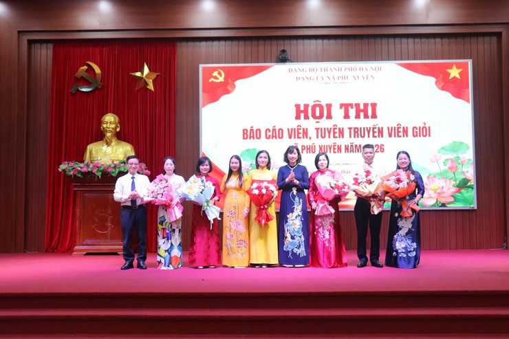 Phú Xuyên lan tỏa tinh thần đổi mới từ Hội thi Báo cáo viên tuyên truyền viên giỏi năm 2026- Ảnh 5.
