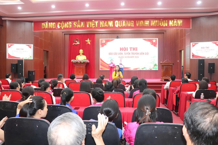Phú Xuyên lan tỏa tinh thần đổi mới từ Hội thi Báo cáo viên tuyên truyền viên giỏi năm 2026- Ảnh 4.