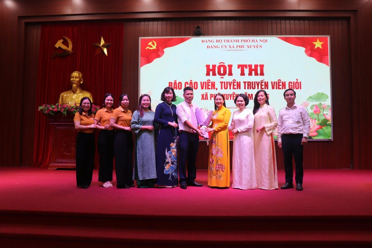 Phú Xuyên lan tỏa tinh thần đổi mới từ Hội thi Báo cáo viên tuyên truyền viên giỏi năm 2026- Ảnh 17.