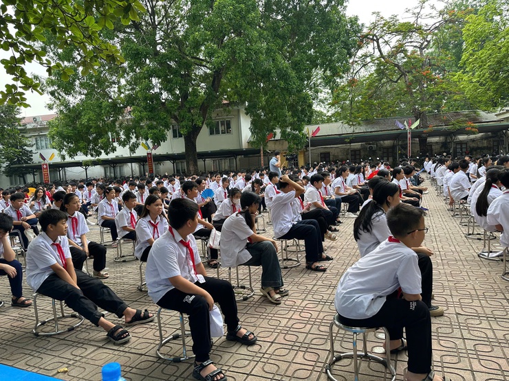 Hội Chữ thập đỏ xã Thạch Thất tổ chức lớp tập huấn phòng chống tai nạn thương tích, sơ cấp cứu, chăm sóc sức khỏe - Ảnh 3.