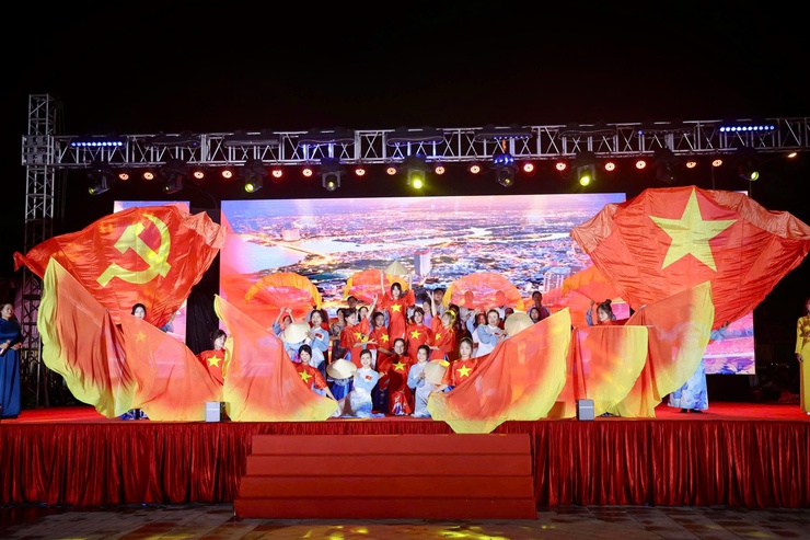 Liên hoan Ca - Múa - Nhạc "Đất nước trọn niềm vui" xã Thiên Lộc năm 2026- Ảnh 11.