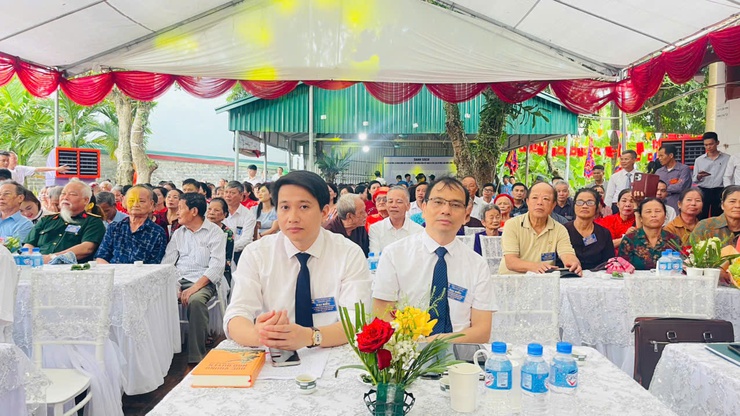 Thôn Hiền Lương đón nhận Bằng xếp hạng Di tích lịch sử - văn hóa cấp thành phố đình làng- Ảnh 3.