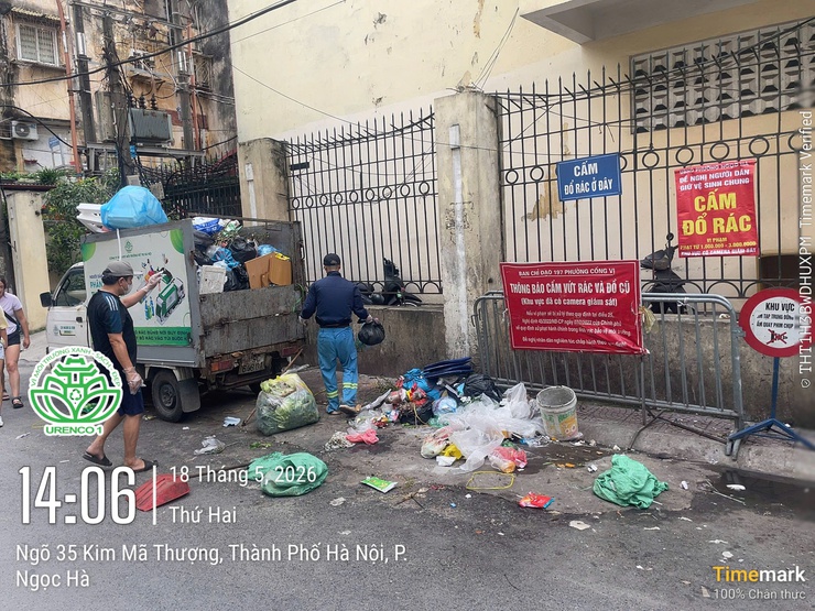 Tái diễn đổ rác bừa bãi tại ngõ 35 Kim Mã Thượng: Phường Ngọc Hà sẽ xử lý nghiêm vi phạm- Ảnh 2.