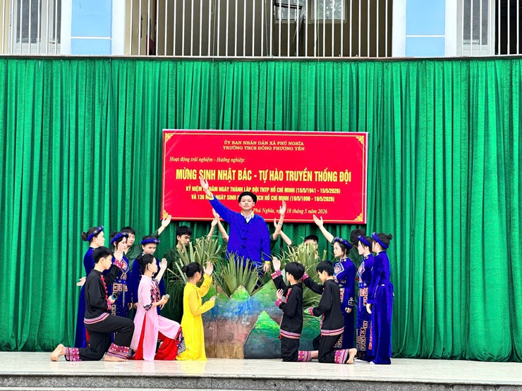 Trường THCS Đông Phương Yên tổ chức hoạt động trải nghiệm “ Mừng sinh nhật Bác – Tự hào truyền thống Đội”- Ảnh 4.