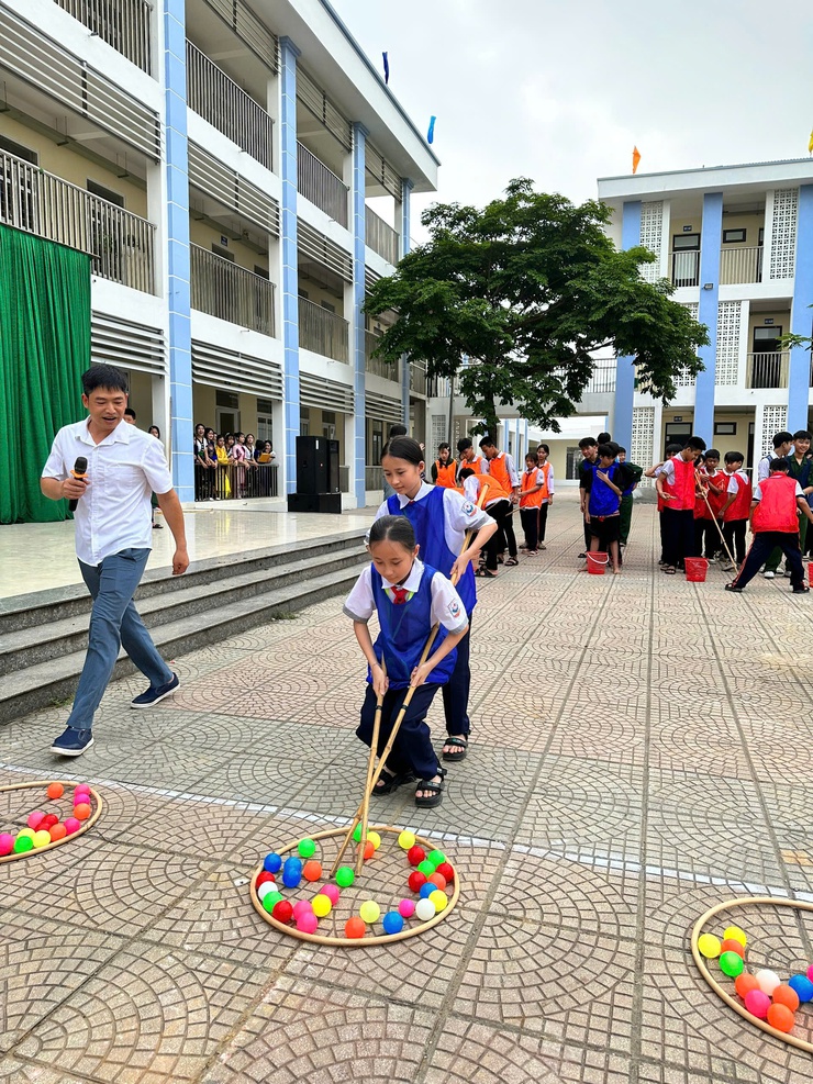 Trường THCS Đông Phương Yên tổ chức hoạt động trải nghiệm “ Mừng sinh nhật Bác – Tự hào truyền thống Đội”- Ảnh 13.