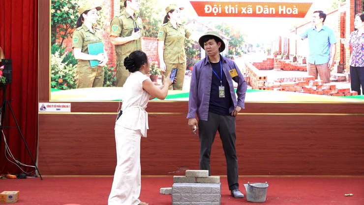  DÂN HÒA ẤN TƯỢNG TẠI HỘI THI "LỰC LƯỢNG AN NINH CƠ SỞ GIỎI" CỤM THI SỐ 11: THÔNG ĐIỆP BÌNH YÊN LUÔN ĐƯỢC ĐẶT LÊN HÀNG ĐẦU - Ảnh 5.