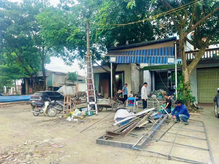 Thôn Đồi Chè hoàn thành 100% bàn giao mặt bằng phục vụ Dự án cải tạo, nâng cấp quốc lộ 6 đoạn Ba La - Xuân Mai- Ảnh 1.