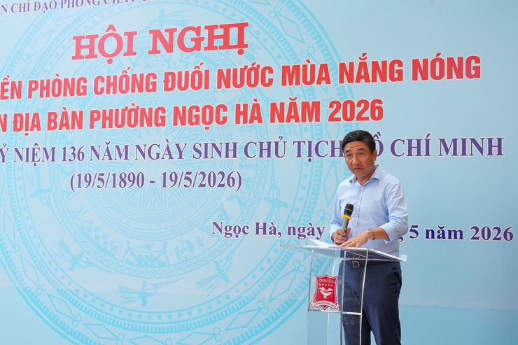 Học sinh Ngọc Hà trải nghiệm kỹ năng phòng, chống đuối nước- Ảnh 2.