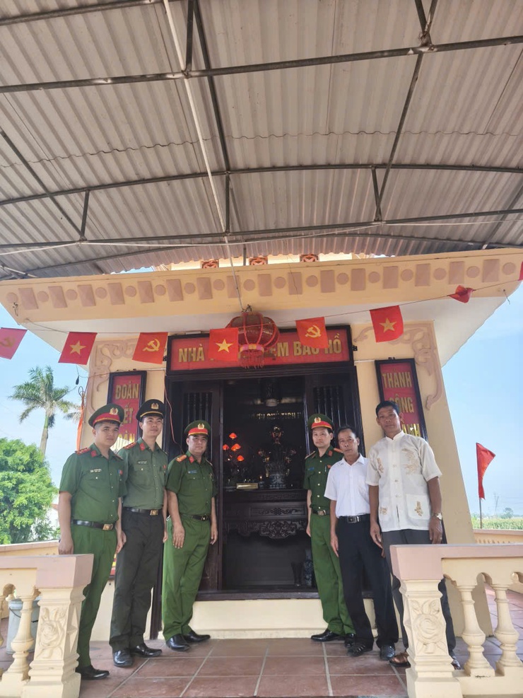 Công an xã Tam Hưng thắp sáng tinh thần đoàn kết lương – giáo theo lời Bác dạy- Ảnh 3.