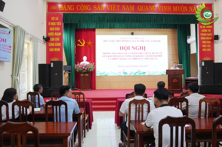 Phú Cát thống nhất kết quả chấm thi cấp xã cuộc thi Chính luận lần thứ Sáu năm 2026- Ảnh 1.
