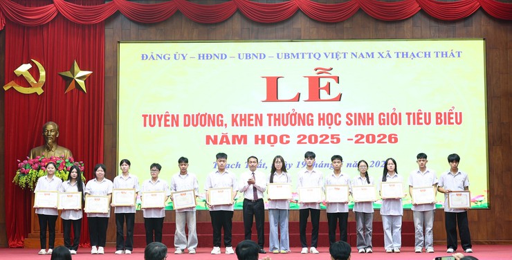 THẠCH THẤT TUYÊN DƯƠNG 209 HỌC SINH GIỎI TIÊU BIỂU NĂM HỌC 2025 – 2026- Ảnh 14.