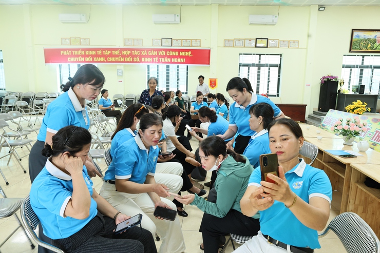 Hội Liên hiệp Phụ nữ xã Quảng Bị: Ra mắt Chi hội phụ nữ số đầu tiên tại thôn An Hiền- Ảnh 5.
