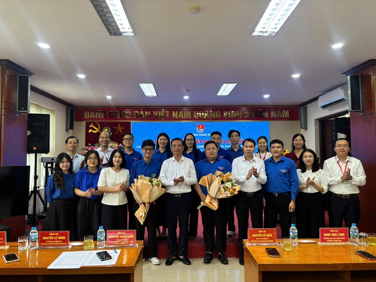 CÔNG BỐ QUYẾT ĐỊNH VÀ RA MẮT 4 CHI ĐOÀN TRỰC THUỘC ĐOÀN PHƯỜNG HOÀNG MAI- Ảnh 3.