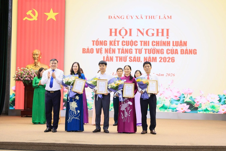 ĐẢNG ỦY XÃ THƯ LÂM TỔ CHỨC HỘI NGHỊ TỔNG KẾT CUỘC THI CHÍNH LUẬN VỀ BẢO VỆ NỀN TẢNG TƯ TƯỞNG CỦA ĐẢNG LẦN THỨ SÁU, NĂM 2026
- Ảnh 11.