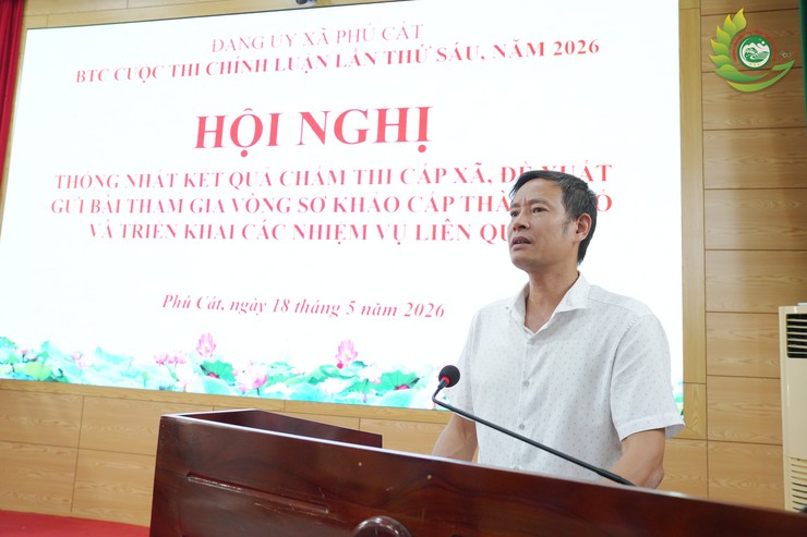 Phú Cát thống nhất kết quả chấm thi cấp xã cuộc thi Chính luận lần thứ Sáu năm 2026- Ảnh 2.