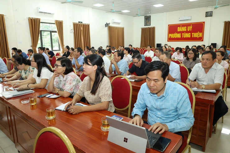 Tùng Thiện tập huấn nghiệp vụ văn phòng cấp ủy và tài chính đảng năm 2026- Ảnh 1.