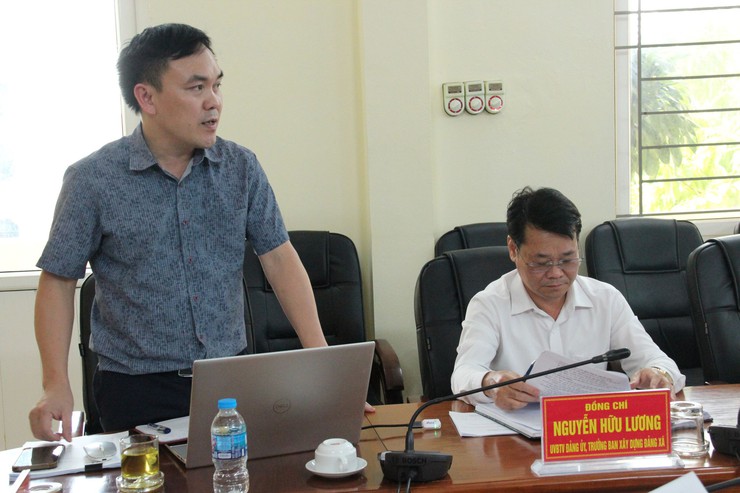 Hòa Lạc tổ chức hội nghị liên tịch chuẩn bị kỳ họp thứ Hai HĐND xã khóa II- Ảnh 4.