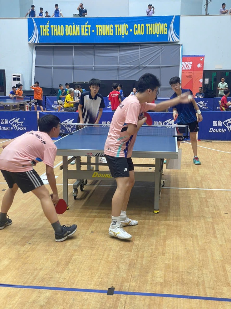 Thi đua lập thành tích dâng Bác kính yêu - Đoàn thể thao Phúc Lợi khởi đầu ấn tượng tại giải học sinh Hà Nội.- Ảnh 1.