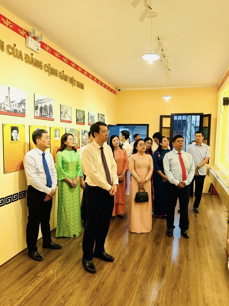 PHƯỜNG CỬA NAM DÂNG HƯƠNG, SINH HOẠT TRUYỀN THỐNG TẠI DI TÍCH LỊCH SỬ 5D HÀM LONG- Ảnh 3.