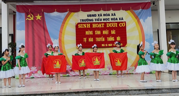 LAN TOẢ TÌNH YÊU KÍNH BÁC TỪ NHỮNG VIỆC LÀM THIẾT THỰC CỦA HỌC SINH HOÀ XÁ- Ảnh 1.