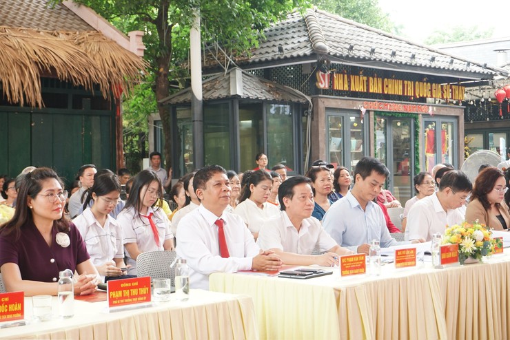 CHUNG KHẢO HỘI THI BÁO CÁO VIÊN, TUYÊN TRUYỀN VIÊN GIỎI PHƯỜNG CỬA NAM NĂM 2026 – LAN TỎA BẢN LĨNH, TRÍ TUỆ VÀ NHIỆT HUYẾT CHÍNH TRỊ- Ảnh 4.