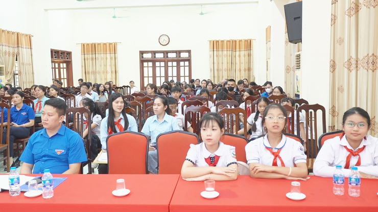 KỶ NIỆM 85 NĂM THÀNH LẬP ĐỘI TNTP HỒ CHÍ MINH, 136 NĂM NGÀY SINH CHỦ TỊCH HỒ CHÍ MINH- Ảnh 2.