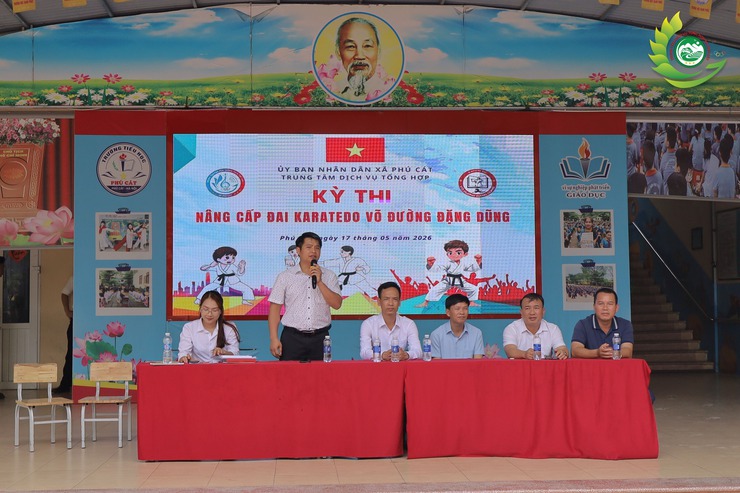 Hơn 200 võ sinh tham gia kỳ thi nâng cấp đai Karatedo tại xã Phú Cát- Ảnh 9.