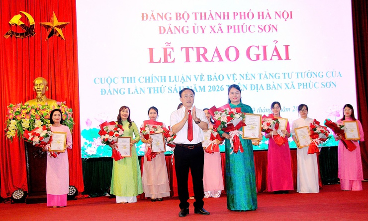Đảng ủy xã Phúc Sơn tổ chức tổng kết và trao giải Cuộc thi chính luận về bảo vệ nền tảng tư tưởng của Đảng lần thứ Sáu năm 2026- Ảnh 3.