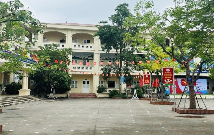 UBND XÃ PHÚ XUYÊN TRIỂN KHAI KIỂM TRA, CHẤM ĐIỂM PHONG TRÀO “SÁNG - XANH - SẠCH - ĐẸP” - Ảnh 4.