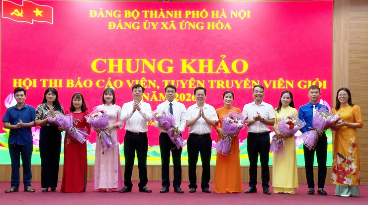 Sôi nổi Chung khảo Hội thi Báo cáo viên, tuyên truyền viên giỏi xã Ứng Hòa năm 2026- Ảnh 8.