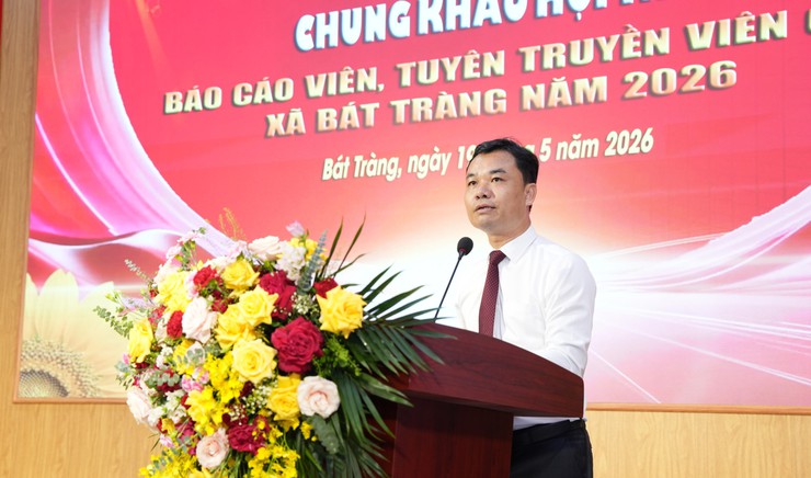 Chung khảo hội thi báo cáo viên, tuyên truyền viên giỏi xã Bát Tràng năm 2026: "Đưa Nghị quyết của Đảng vào thực tiễn từ hơi thở làng nghề"- Ảnh 1.