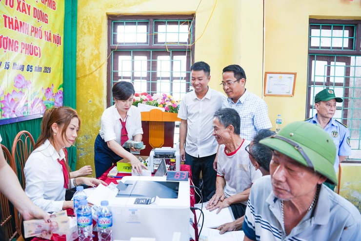 Xã Thượng Phúc tổ chức chi trả kinh phí bồi thường, hỗ trợ GPMB thực hiện Dự án ĐTXD Khu đô thị Olympic tại thôn Đình Tổ- Ảnh 1.