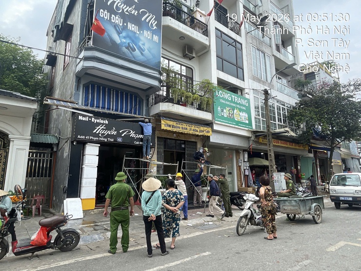 PHƯỜNG SƠN TÂY TIẾP TỤC RA QUÂN QUYẾT LIỆT LẬP LẠI TRẬT TỰ ĐÔ THỊ- Ảnh 1.