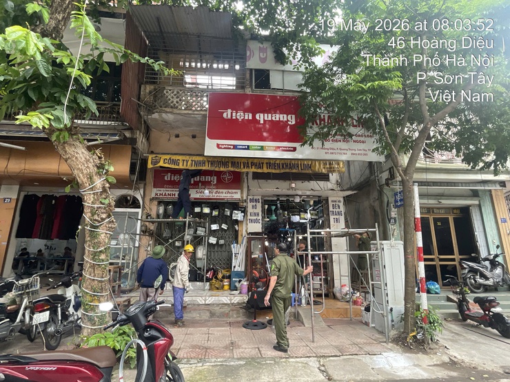 PHƯỜNG SƠN TÂY TIẾP TỤC RA QUÂN QUYẾT LIỆT LẬP LẠI TRẬT TỰ ĐÔ THỊ- Ảnh 2.