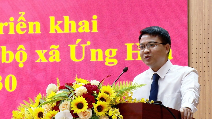 Sôi nổi Chung khảo Hội thi Báo cáo viên, tuyên truyền viên giỏi xã Ứng Hòa năm 2026- Ảnh 4.
