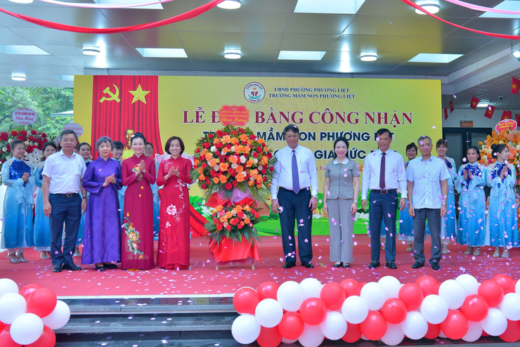 Lễ đón Bằng công nhận Trường Mầm non Phương Liệt đạt chuẩn Quốc gia Mức độ 2: Dấu mốc tự hào của Giáo dục mầm non phường Phương Liệt- Ảnh 4.