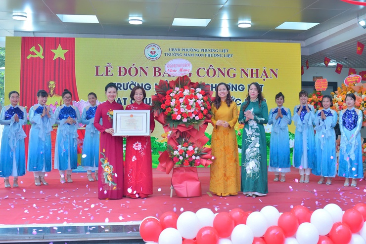 Lễ đón Bằng công nhận Trường Mầm non Phương Liệt đạt chuẩn Quốc gia Mức độ 2: Dấu mốc tự hào của Giáo dục mầm non phường Phương Liệt- Ảnh 2.