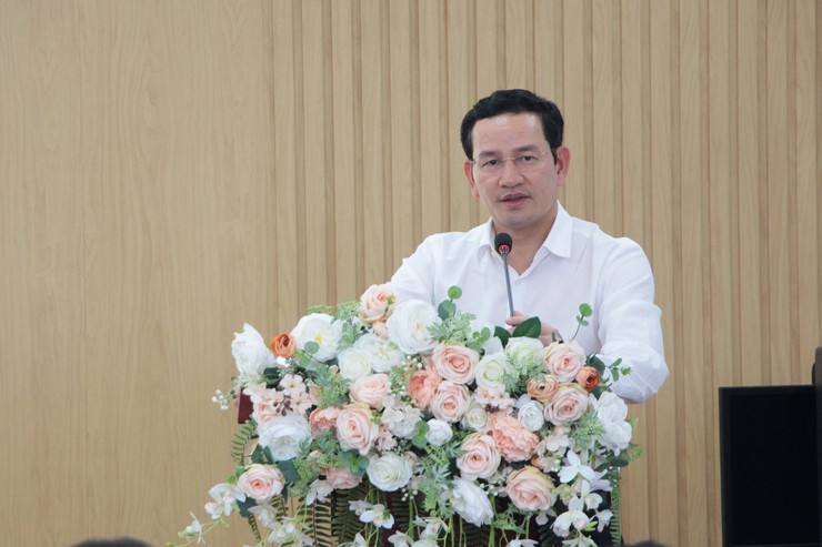 UBND phường Giảng Võ tổ chức khóa đào tạo chuyên sâu về Dữ liệu dùng chung và ứng dụng Trí tuệ nhân tạo (AI)- Ảnh 1.