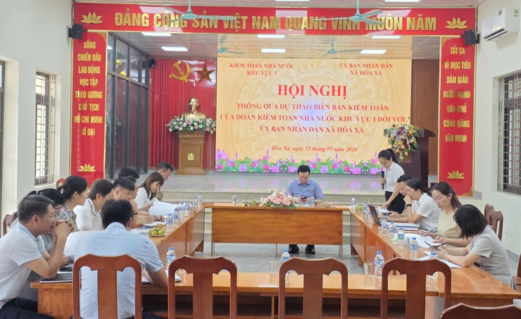 HÒA XÁ THÔNG QUA DỰ THẢO BIÊN BẢN KIỂM TOÁN NGÂN SÁCH ĐỊA PHƯƠNG NĂM 2025- Ảnh 1.