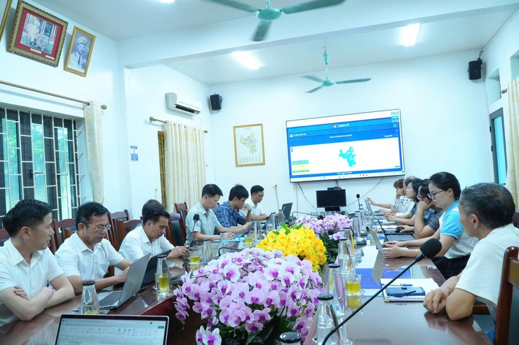 Xã Dân Hoà tham dự tập huấn trực tuyến triển khai thử nghiệm Hệ thống Trung tâm Điều hành thông minh (IOC) phục vụ chỉ đạo, điều hành của Thành ủy- Ảnh 3.