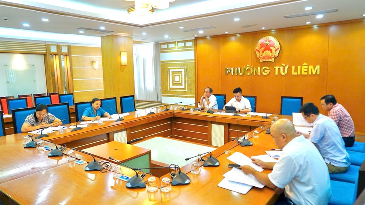 Phường Từ Liêm tổ chức họp triển khai công tác cưỡng chế kiểm đếm bắt buộc phục vụ dự án Hồ điều hòa Phú Đô- Ảnh 1.