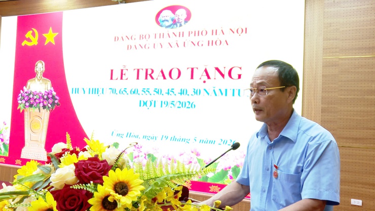 ỨNG HOÀ TRAO TẶNG HUY HIỆU ĐẢNG ĐỢT 19/5/2026.- Ảnh 4.